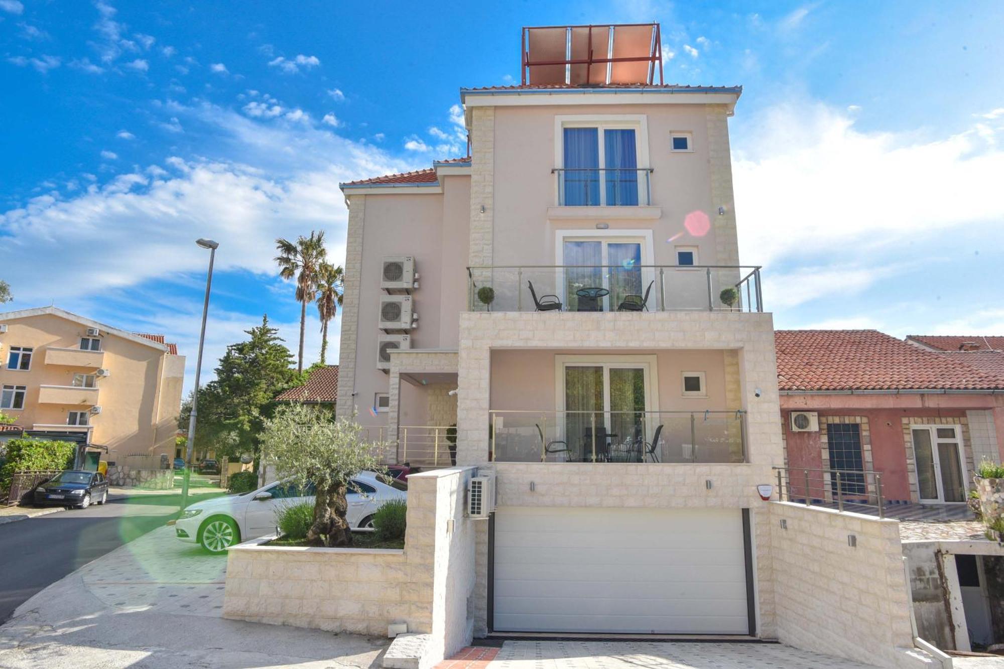 Apartment L Palace Budva Ngoại thất bức ảnh