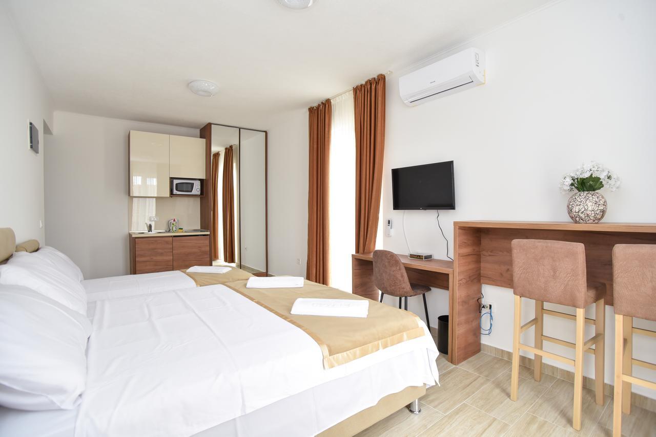 Apartment L Palace Budva Ngoại thất bức ảnh