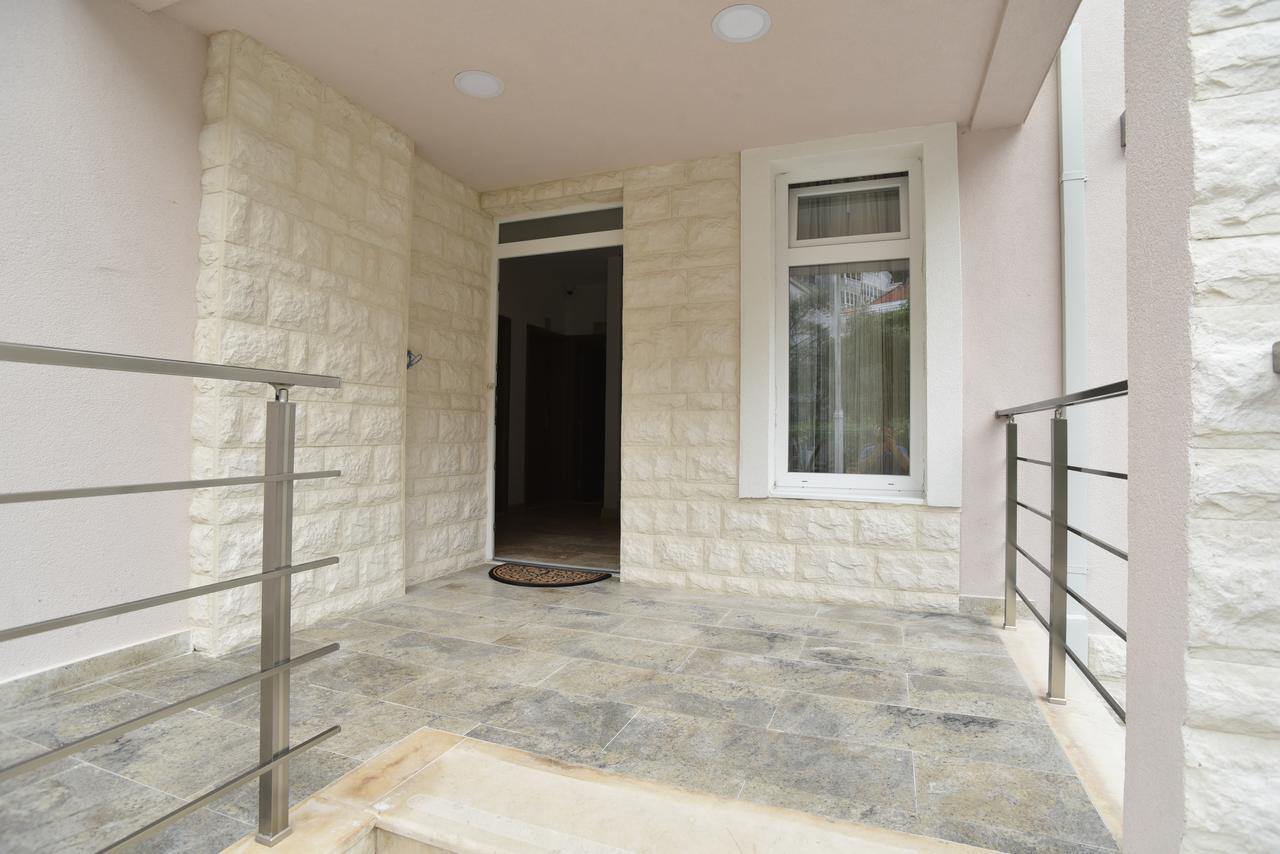 Apartment L Palace Budva Ngoại thất bức ảnh