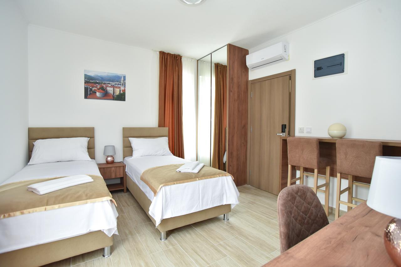 Apartment L Palace Budva Ngoại thất bức ảnh