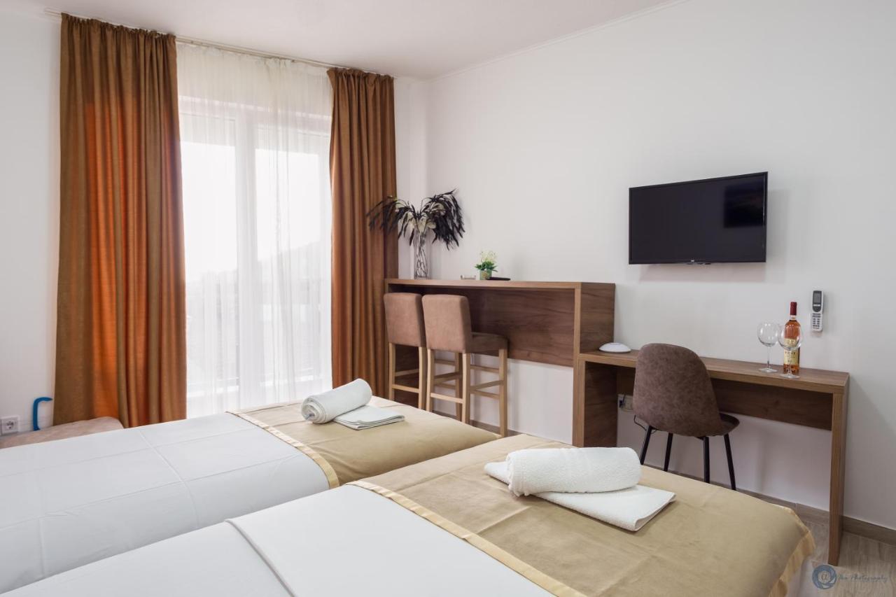 Apartment L Palace Budva Ngoại thất bức ảnh